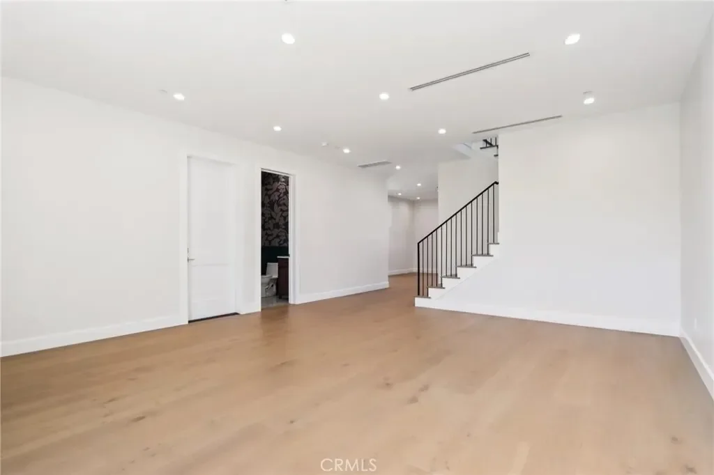 Gallery photo 2