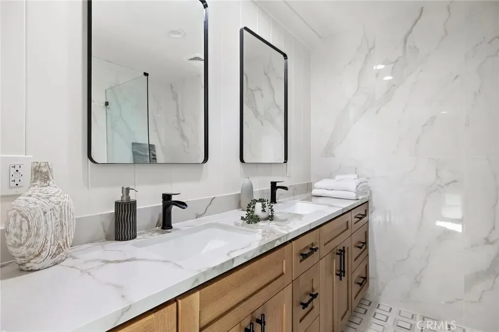 5392 Sierra Roja Road, Irvine, California, United States. - Photo 36