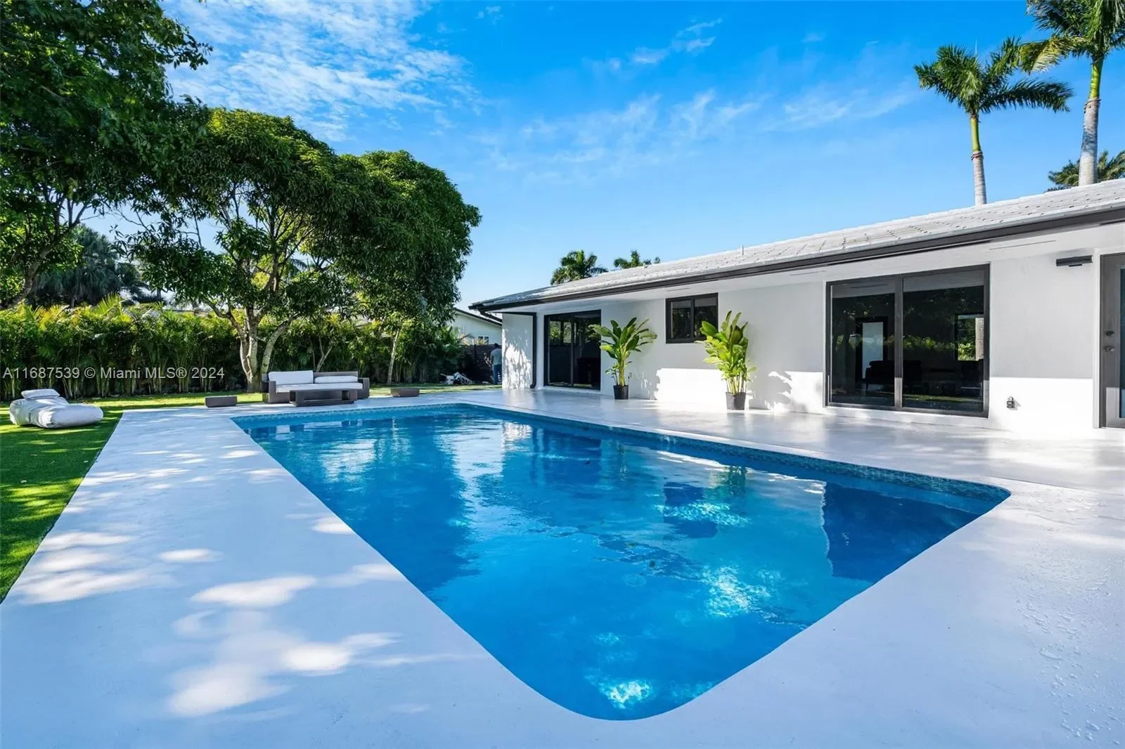 9600 SW 147th St, Miami, Florida, United States. - Photo 22
