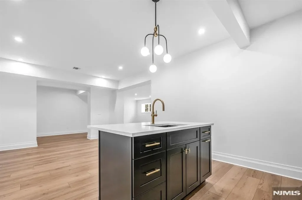121 Jacquelin Avenue, Ho-Ho-Kus, New Jersey, United States. - Photo 36