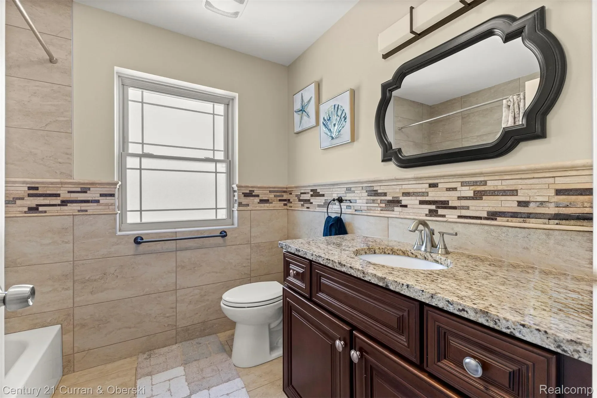 6804 Centralia Street, Dearborn Heights, MI 48127, Dearborn, Michigan, United States. - Photo 14