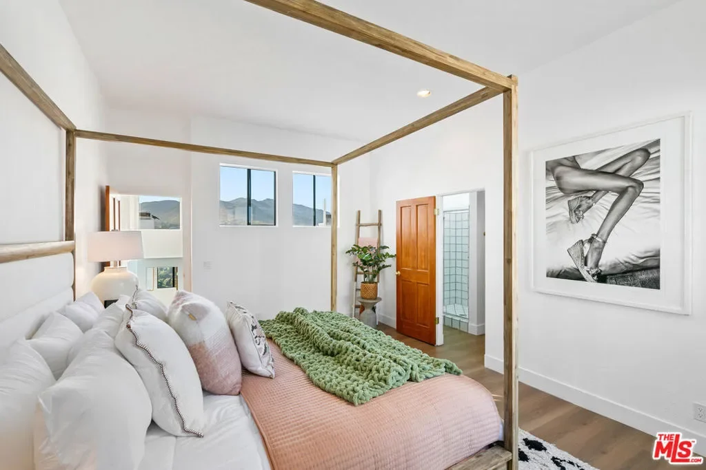 29221 Heathercliff Road 13, Malibu, California, United States. - Photo 8