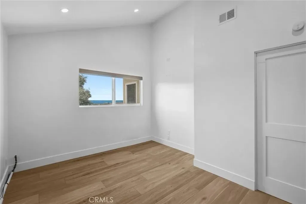 27 Burriana, San Clemente, California, United States. - Photo 36