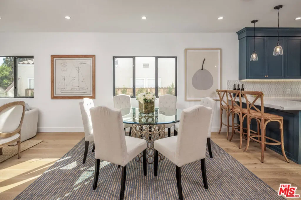 913 S Mullen Avenue, Los Angeles, California, United States. - Photo 32