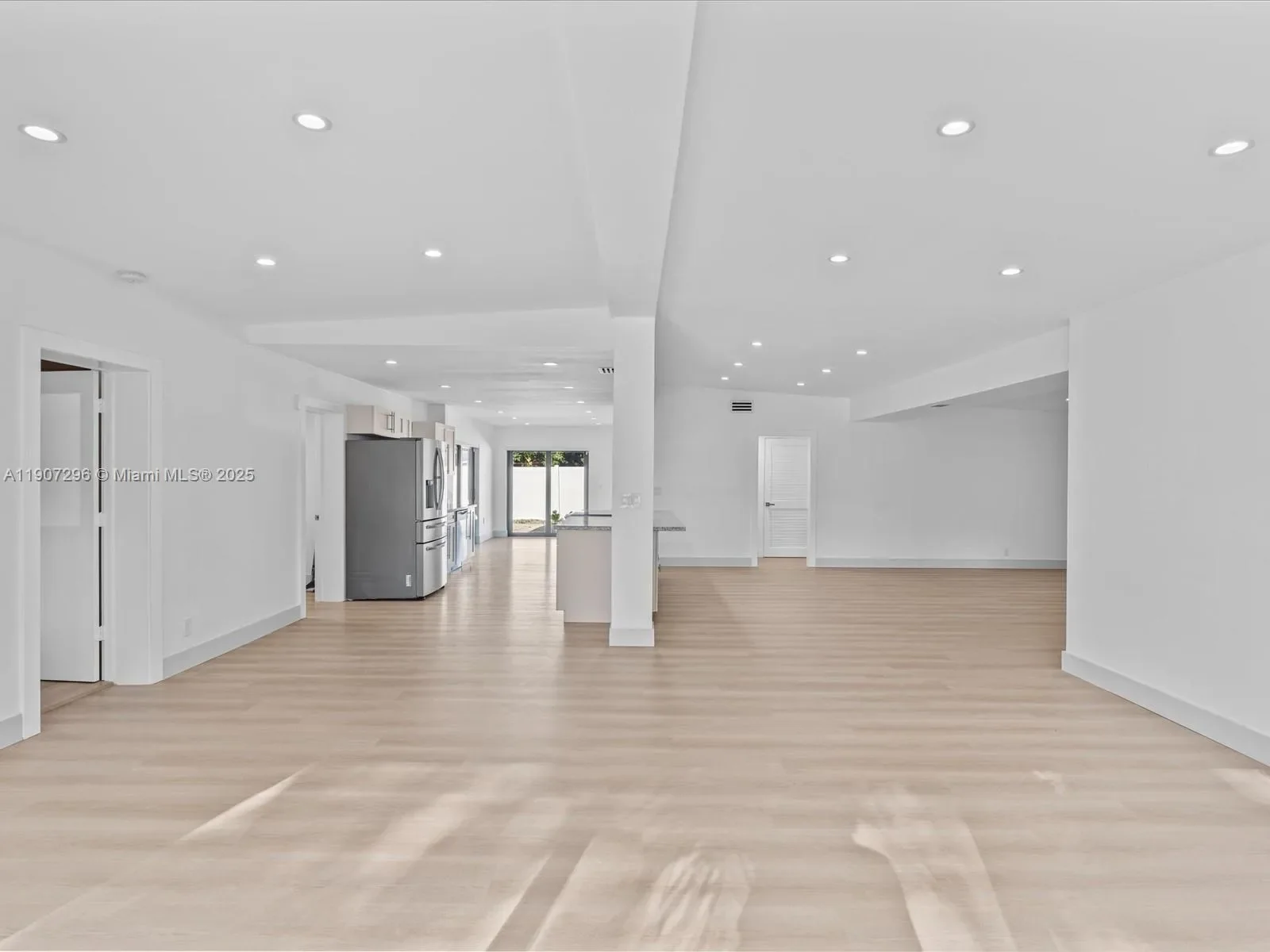 Gallery photo 2