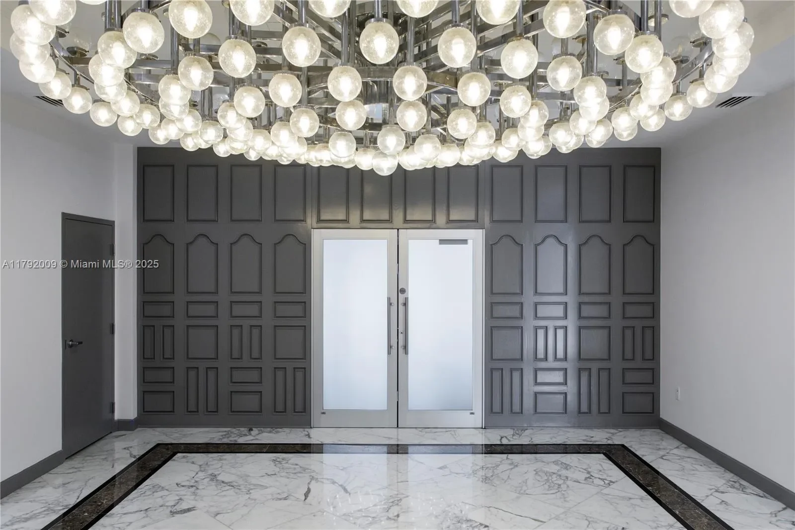 11 Island Ave, Miami Beach, Florida, United States. - Photo 28