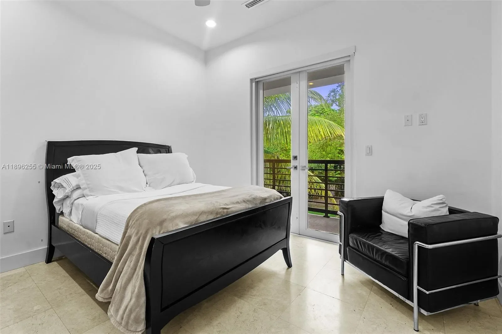 8923 Ludlam Rd., Coral Gables, Florida, United States. - Photo 46