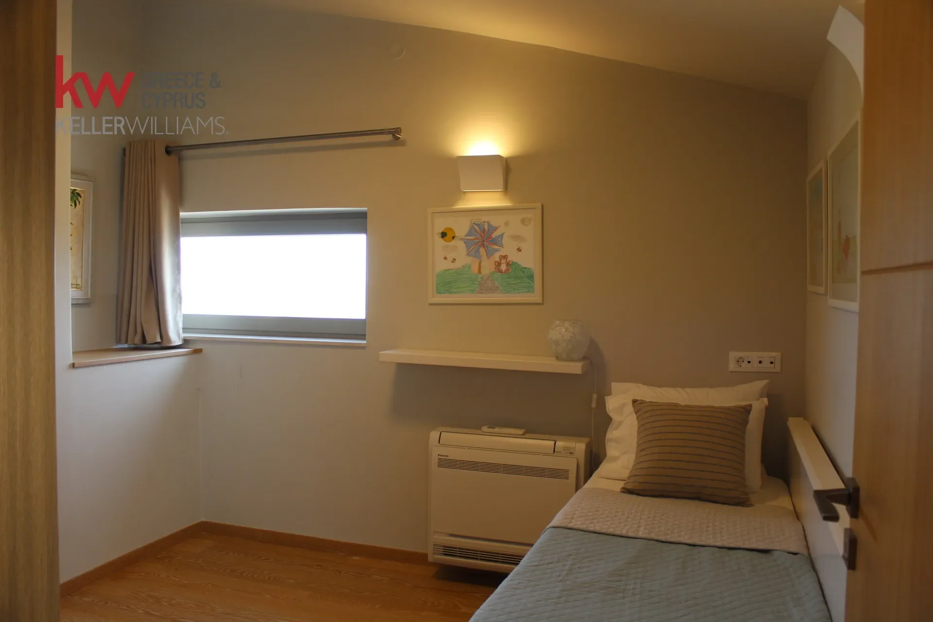 Gallery photo 12