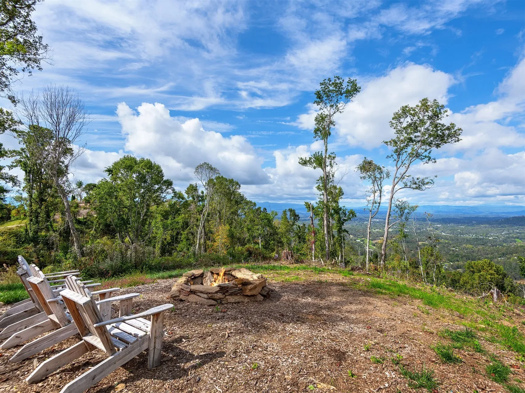 566 Elk Mountain Scenic, Asheville, NC, 28804, USA, Weaverville, North Carolina, United States. - Photo 2