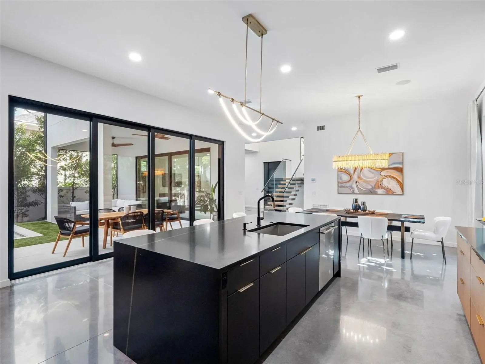 526 16TH AVENUE NE, ST PETERSBURG, FL, 33704, USA, St. Petersburg, Florida, United States. - Photo 36