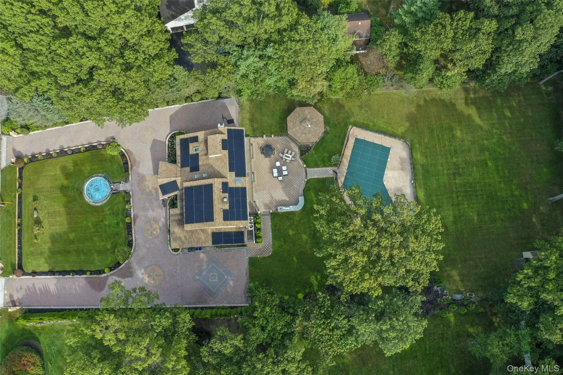 258 Half Hollow Road, Dix Hills, NY 11746, Huntington Station, New York, United States. - Photo 37