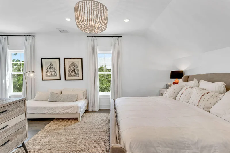Single Family Residence in Santa Rosa Beach
