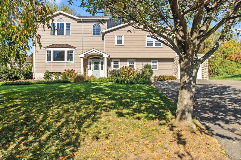 14 Dairy Farm Road, Norwalk, Connecticut, United States. - Photo 18