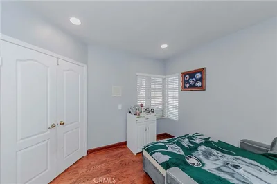 Thumbnail 43