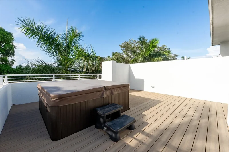 801 SE 12th CT 801, Fort Lauderdale, Florida, United States. - Photo 10