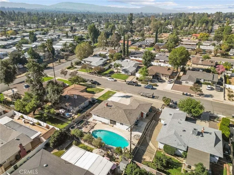 614 Naomi, Redlands, CA 92374, Redlands, California, United States. - Photo 28