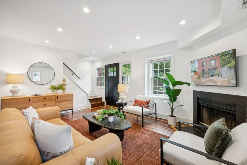 1 Derby Lane SE , Washington, DC 20003, Washington, District of Columbia, United States. - Photo 14