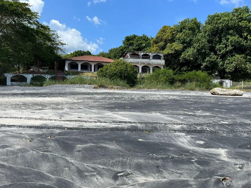 Ideal Lot for Beach House or Development