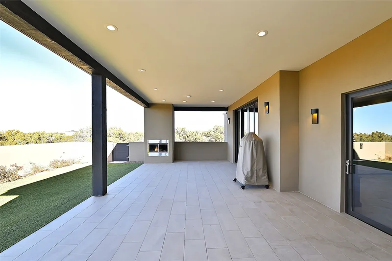 11 Via De Las Yeguas, Santa Fe, NM 87506, Santa Fe, New Mexico, United States. - Photo 18