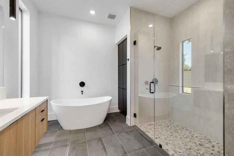 3373 Dorado Beach Drive, Farmers Branch, Texas, United States. - Photo 24