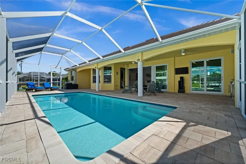211 SE 37th Lane, Cape Coral, FL 33904, Cape Coral, Florida, United States. - Photo 27