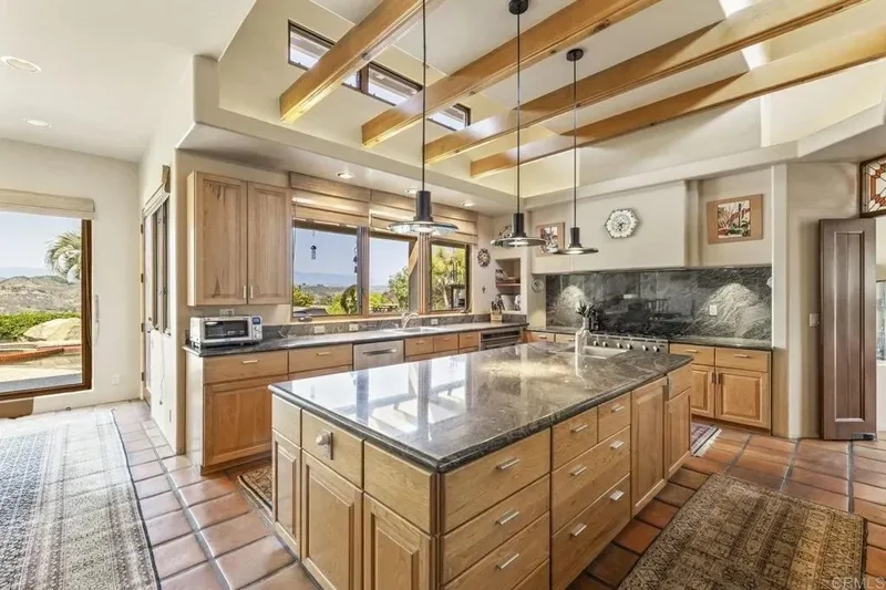 30663 Via Maria Elena, Bonsall, California, United States. - Photo 13