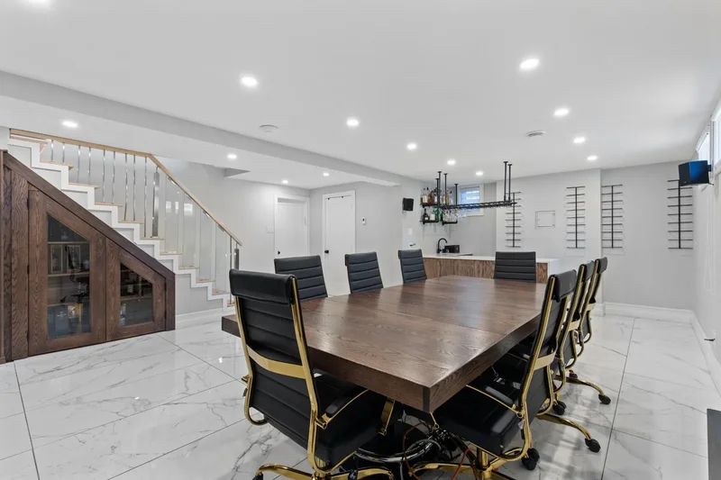 702 Av. Hartland, Montréal, Quebec, Canada. - Photo 27