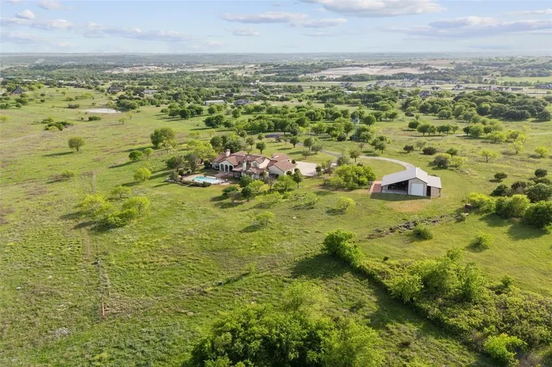 4473 Kelly Road, Aledo, Texas, United States. - Photo 19