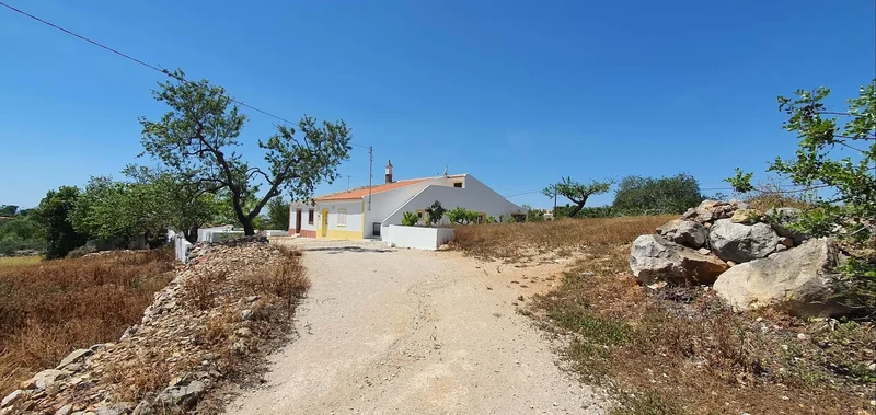 Albufeira, Algarve, Praia dos Pescadores, Olhos de Agua, Portugal. - Photo 15