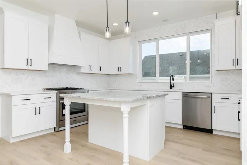 1153 E 160 N, Hyde Park, Utah, United States. - Photo 17