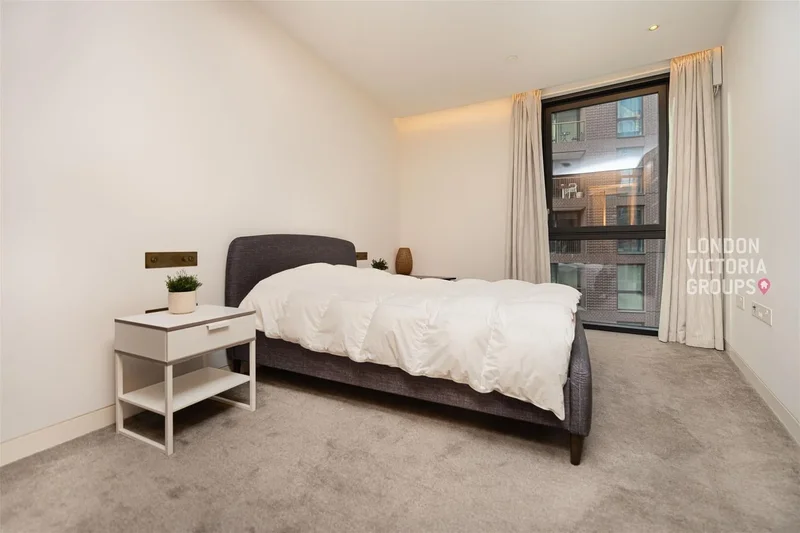 1 Lewis Cubitt Square, London, England, United Kingdom. - Photo 4