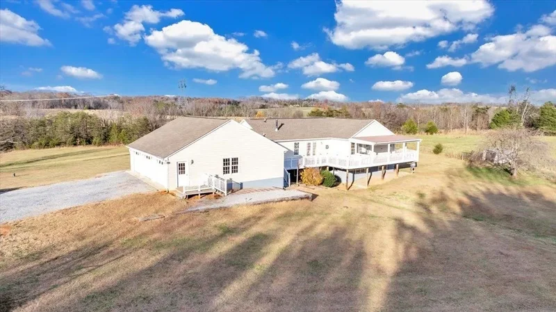 1962 McDaniel Road, Bedford, VA 24523, Bedford, Virginia, United States. - Photo 86