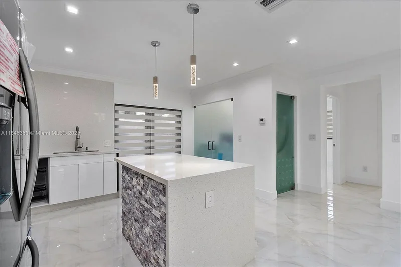 501 E 59th St, Hialeah, FL 33013, Hialeah, Florida, United States. - Photo 28