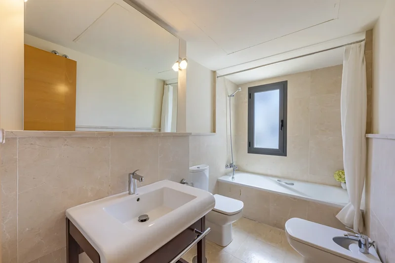 Penthouse in a privileged setting with panoramic views of the sea and golf course in Los Flamingos,
