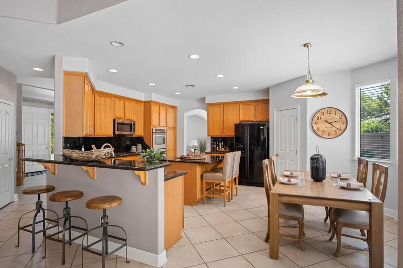9664 Cypress Garden Lane, Elk Grove, CA 95757, Elk Grove, California, United States. - Photo 9