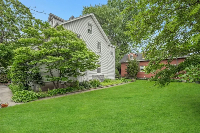3014 Baisley Avenue, New York, New York, United States. - Photo 18