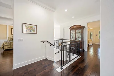 Thumbnail 38