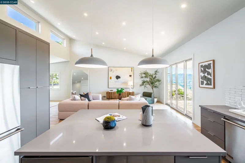 105 Hillcroft, Walnut Creek, California, United States. - Photo 24