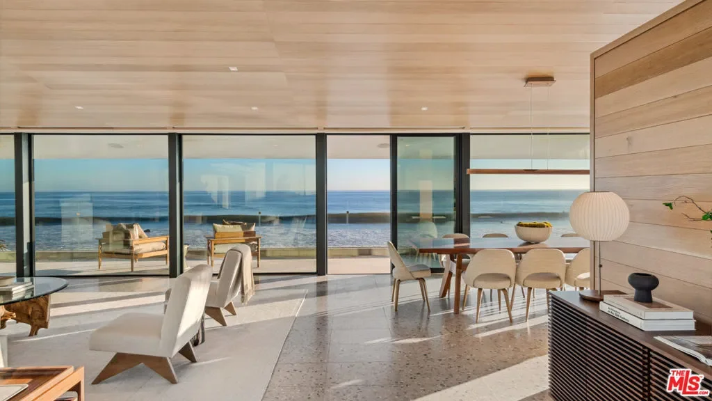 31388 Broad Beach Road, Malibu, California, United States. - Photo 3