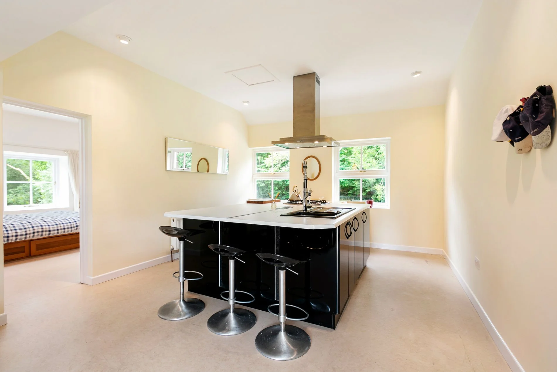 Gallery photo 2