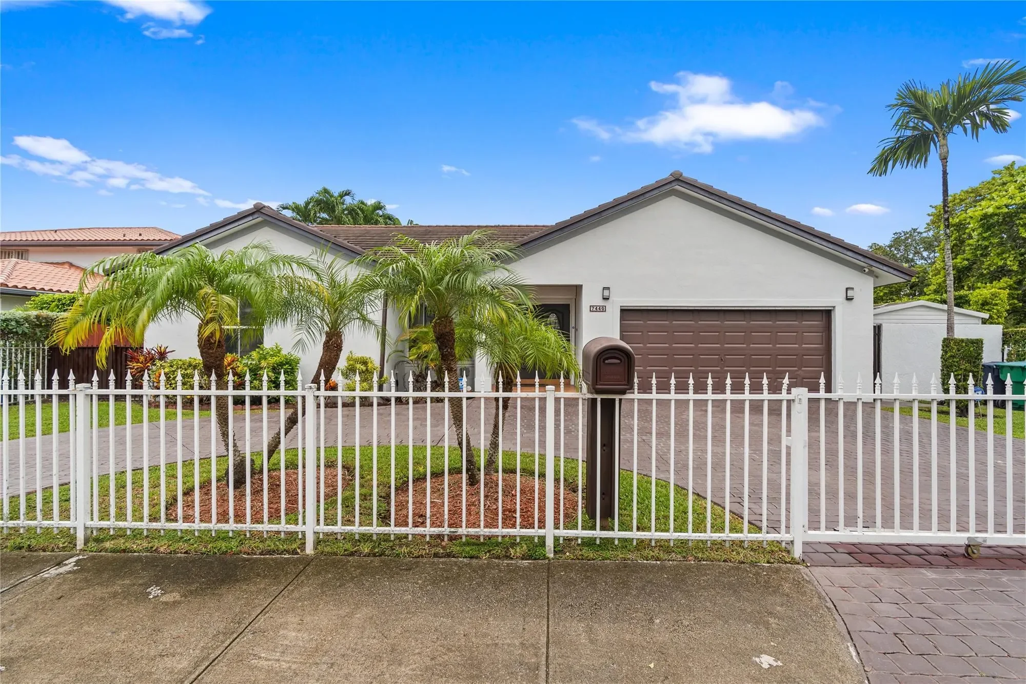 7440 SW 93rd Ave, Miami, Florida, United States. - Hero Image