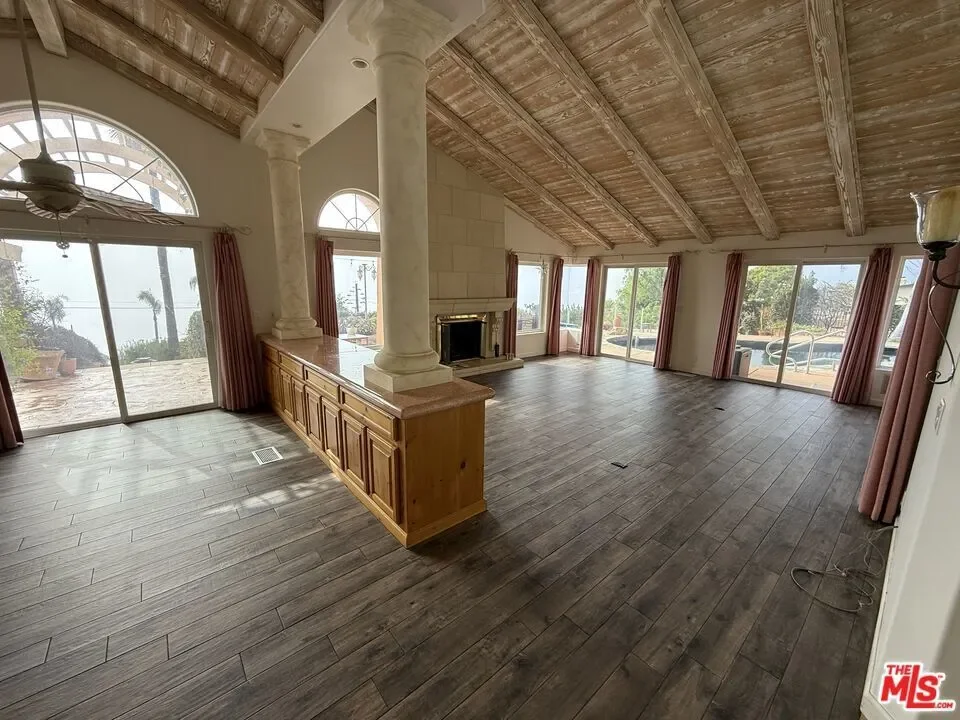 20776 Big Rock Drive, Malibu, California, United States. - Photo 45