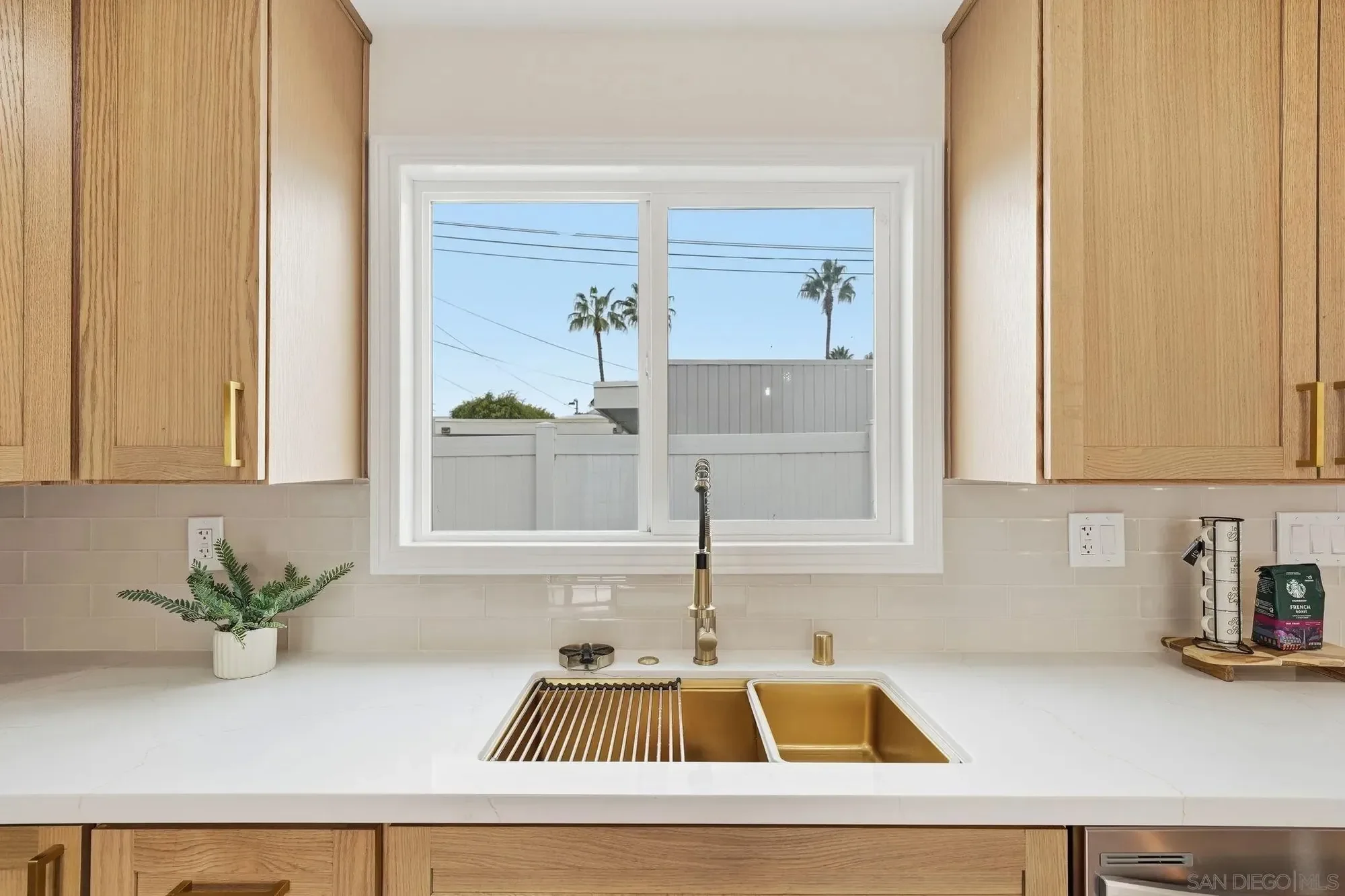 1224 Louden Ln, Imperial Beach, California, United States. - Photo 10