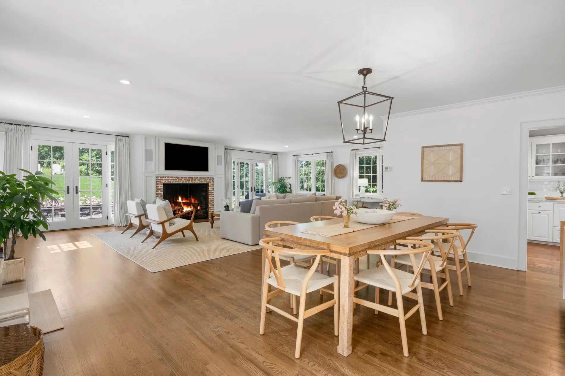 99 Stanwich Road, Greenwich, CT 06830, Greenwich, Connecticut, United States. - Photo 3