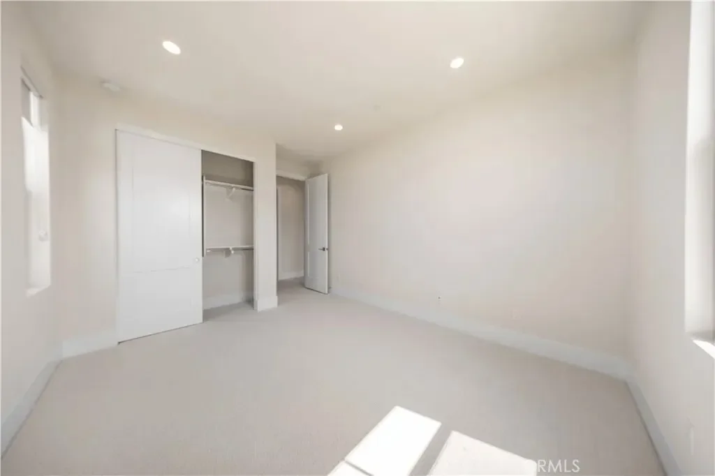 122 Mossvine, Irvine, California, United States. - Photo 34