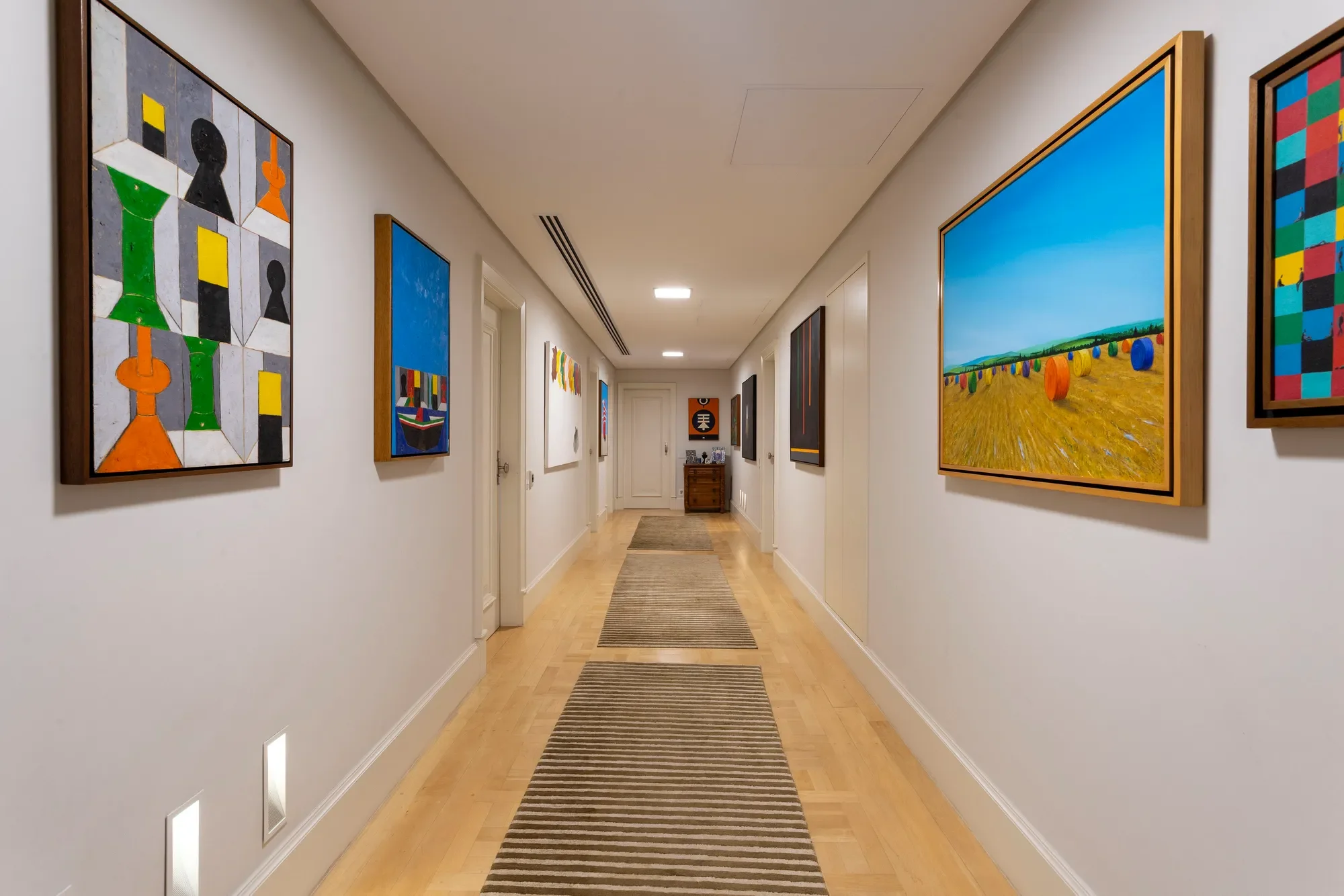 Gallery photo 2