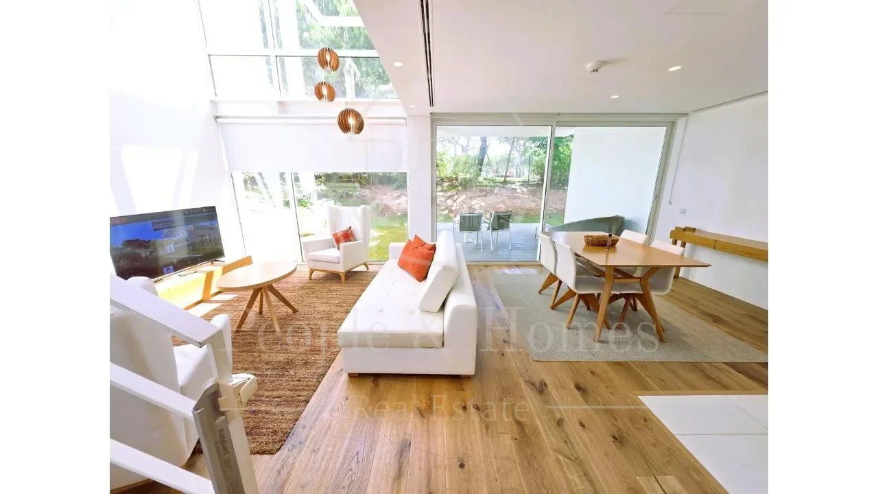 Gallery photo 6
