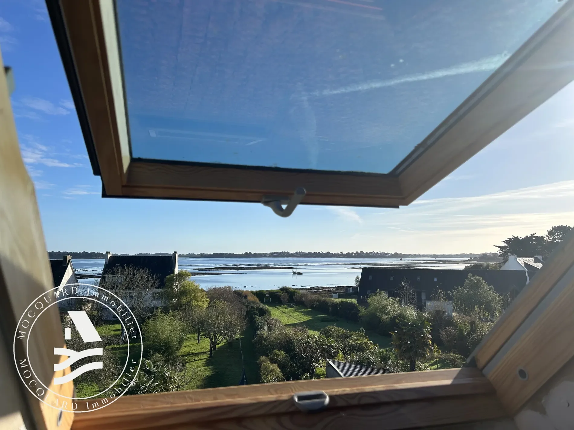 Locmariaquer, Brittany, France. - Photo 2