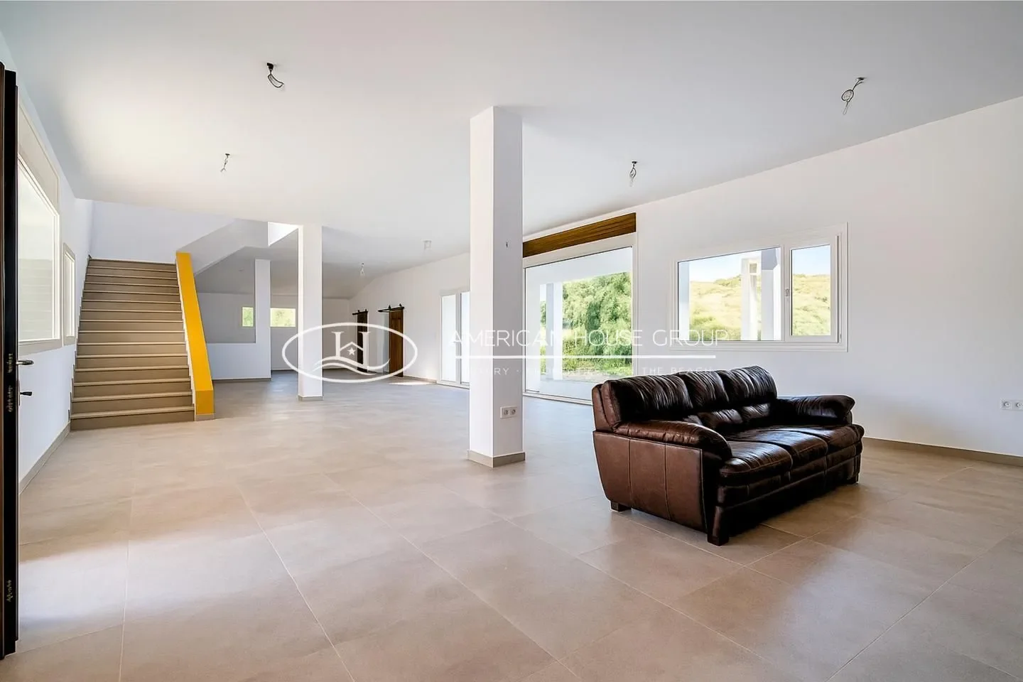 Gallery photo 2