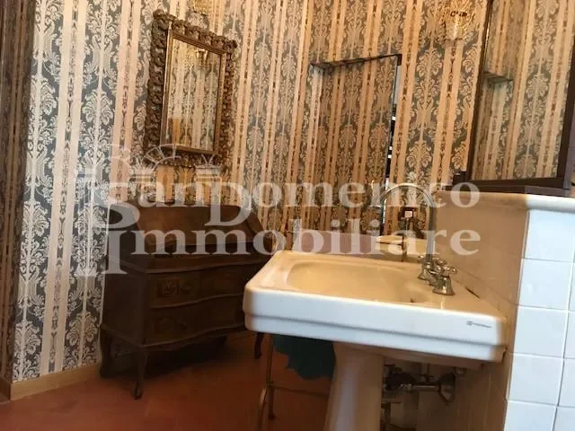 Gallery photo 4
